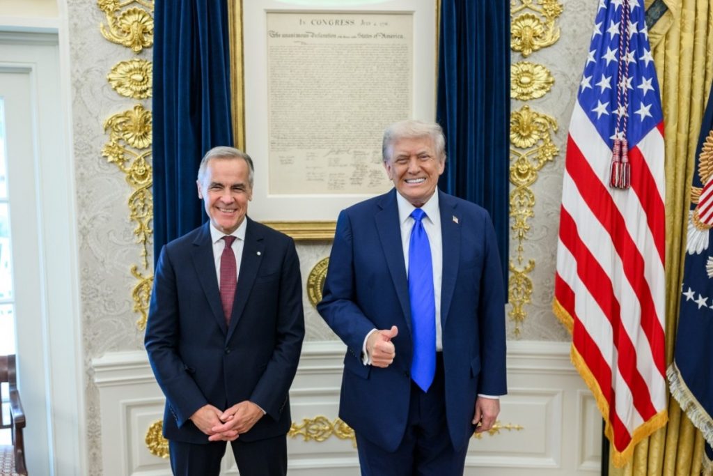 Canada sẽ bị áp thuế 100% nếu ký thỏa thuận với Trung Quốc