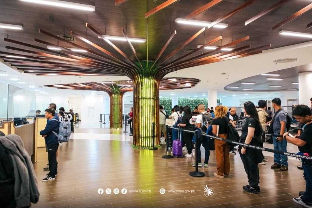 Philippines miễn thị thực cho công dân Trung Quốc từ hôm nay