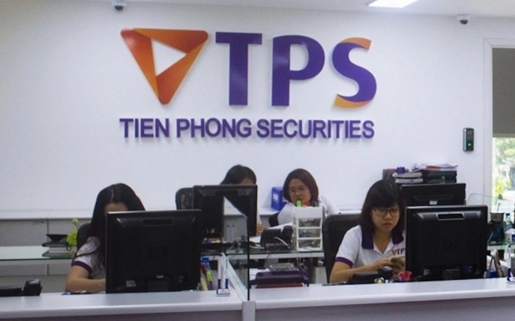TPBank chi gần 3.600 tỷ đồng, đưa chứng khoán TPS thành công ty con缩略图 TPBank chi gần 3.600 tỷ đồng, đưa chứng khoán TPS thành công ty con