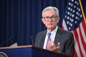 Ông Trump phủ nhận ý định sa thải Chủ tịch Fed Powell