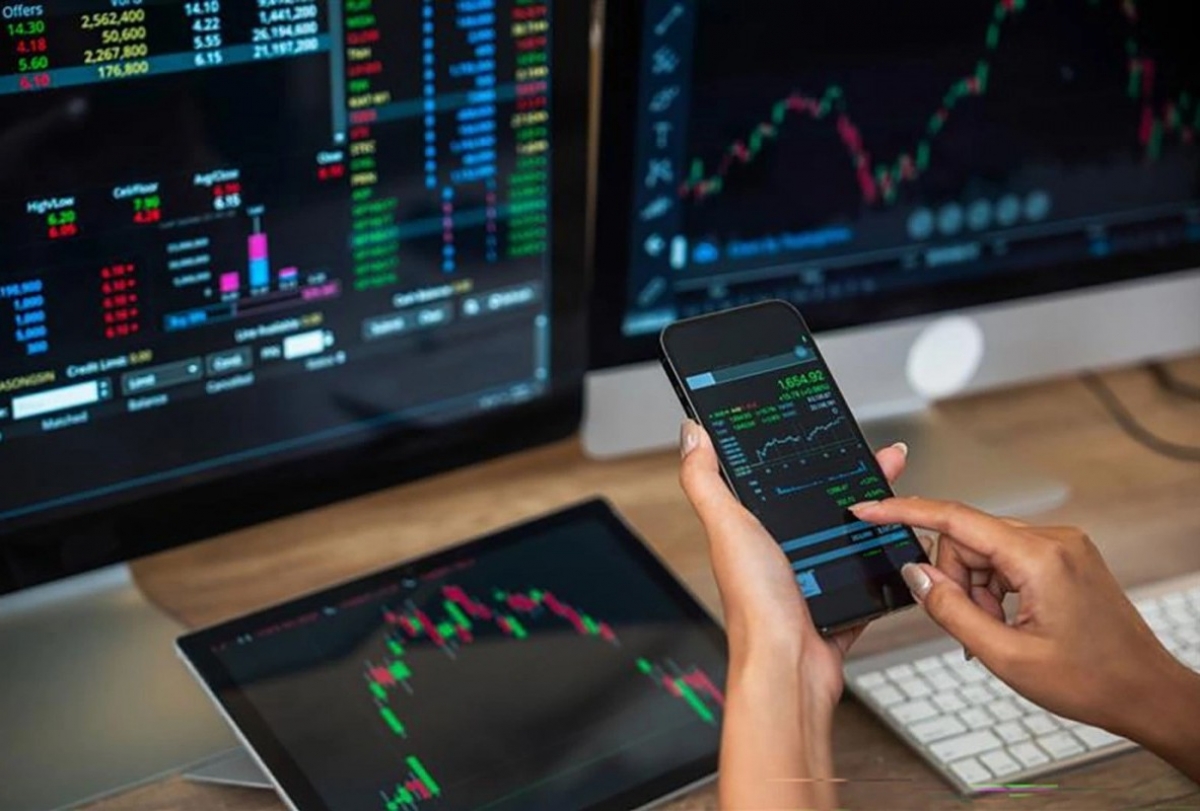 Cao nhất hơn 2.000 điểm