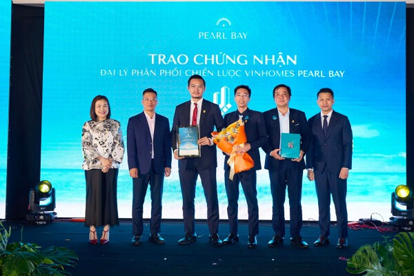 Vietnam Land đồng hành cùng Vinhomes trong vai trò phân phối chiến lược F1 Vinhomes Pearl Bay