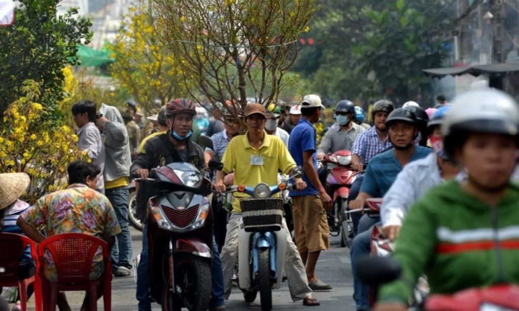 Thủ tướng yêu cầu tăng cường phương tiện vận tải phục vụ nhân dân dịp Tết