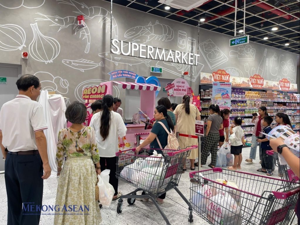 Mùng 1 Tết, thị trường không ghi nhận biến động lớn về giá缩略图 Mùng 1 Tết, thị trường không ghi nhận biến động lớn về giá