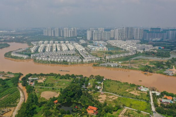 Nhiều nhà đầu tư dừng xuống tiền khi giá nhà, lãi suất tăng cao