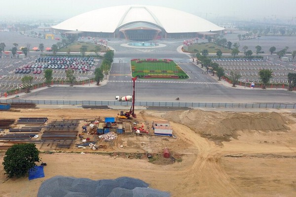 Hình ảnh đường dẫn cầu Tứ Liên đang xây dựng