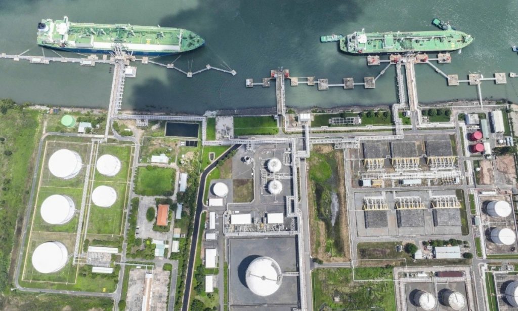 Doanh thu năm 2025 bứt phá, nắm giữ lượng tiền gần 40.000 tỷ đồng