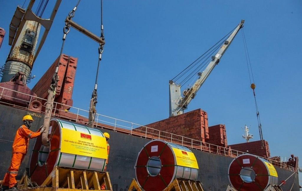 Hoa Sen đặt mục tiêu lợi nhuận 'đi lùi', chia cổ tức 30% bằng cổ phiếu