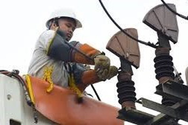 Lịch cúp điện Vĩnh Long tuần này (từ 26/2 đến 1/3) nhiều khu vực Bến Tre, Trà Vinh, Mỏ Cày, Bình Đại, Cầu Ngang, Duyên Hải, Thạch Phú bị mất điện