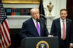 Tổng thống Donald Trump tuyên bố sẽ đến thăm Venezuela