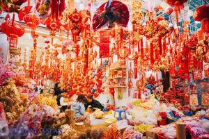 Nguồn hàng Tết dồi dào, giá cả ổn định